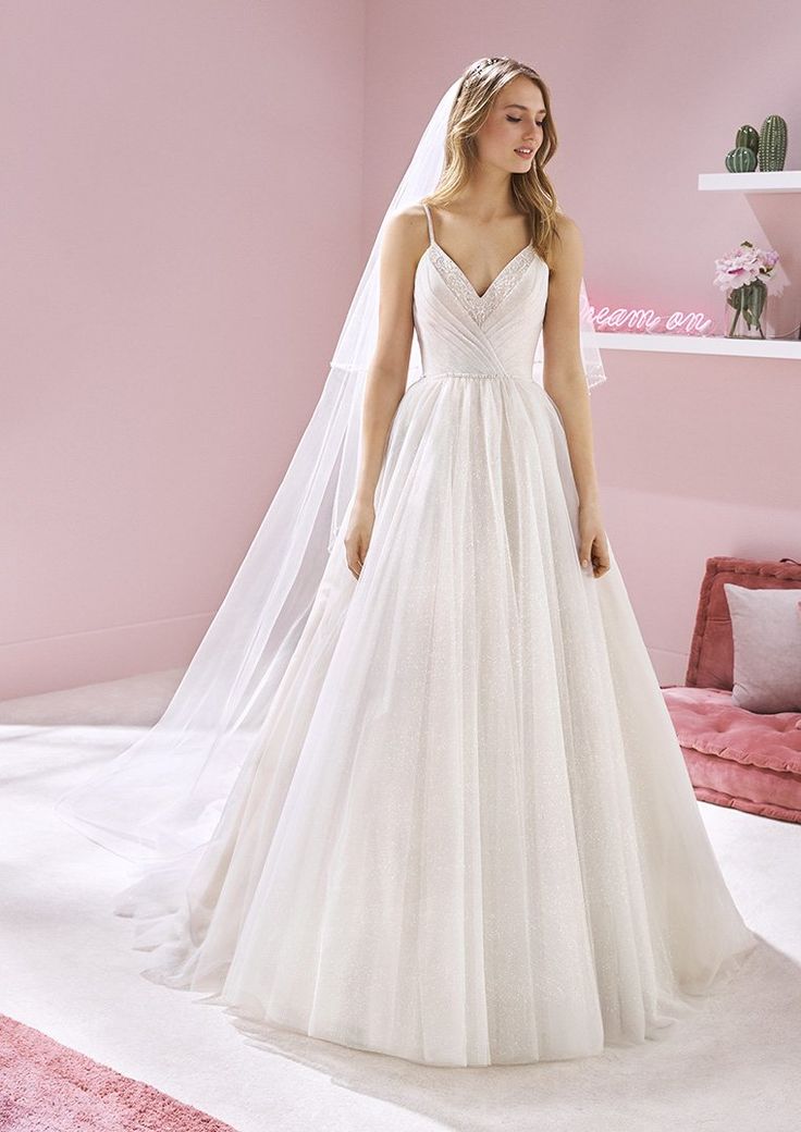 Shimmer Tulle Wedding Dress Ideas
